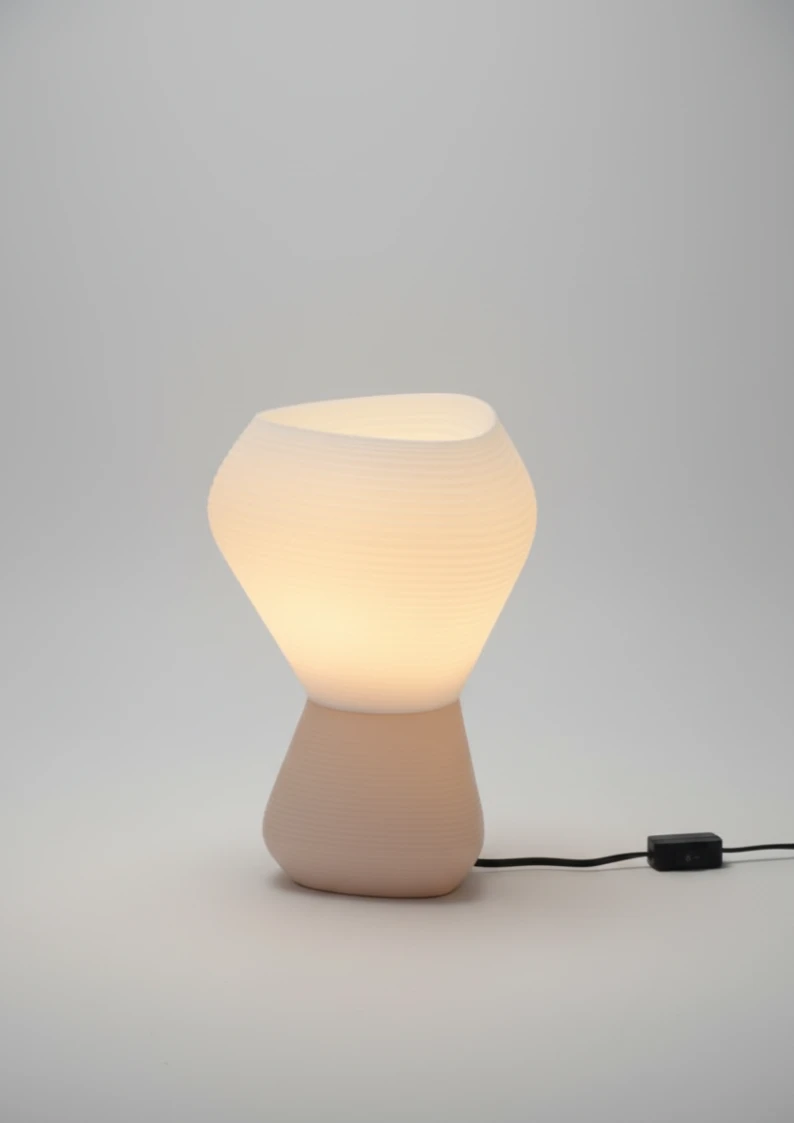 Delta Lamp photo 4